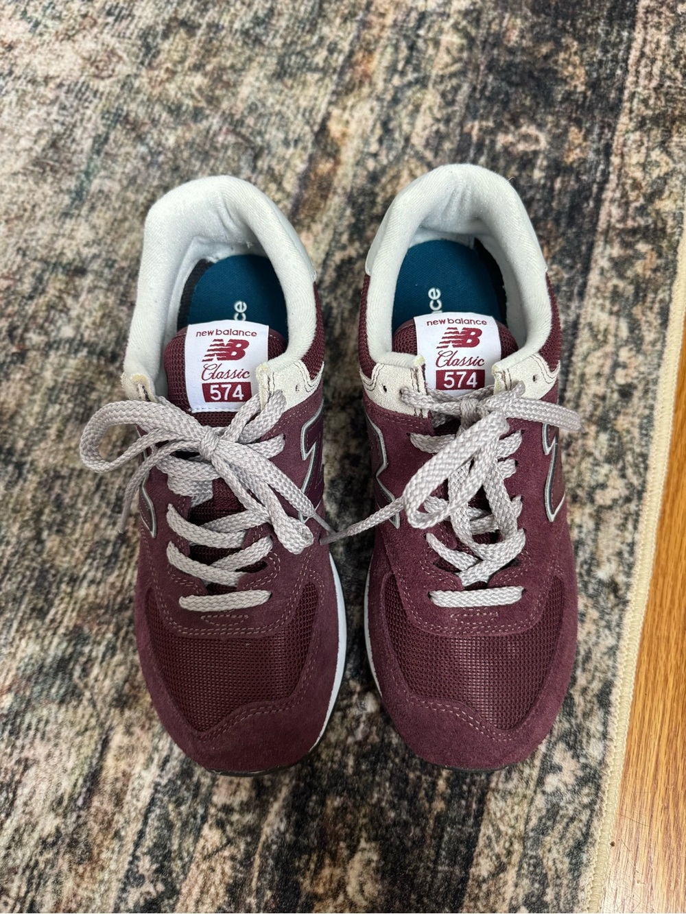 New Balance 574 Maroon Sneakers Size 8 Women’s - Picture 2 of 5